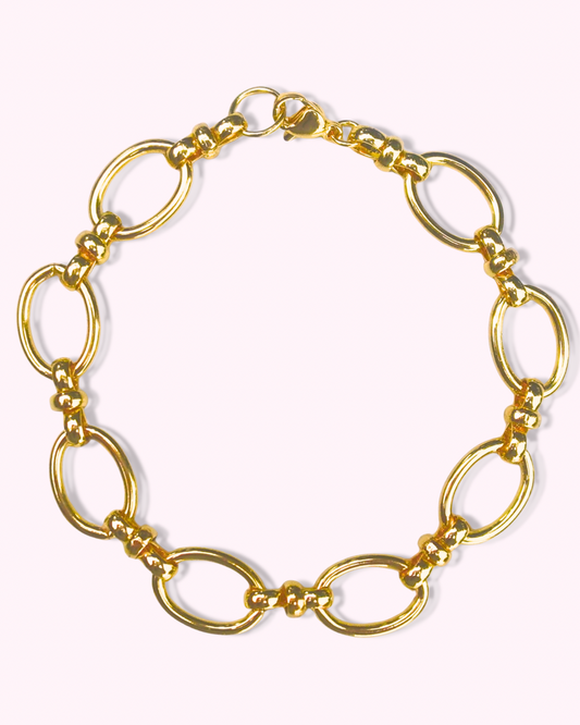 Gold Classy Bracelet