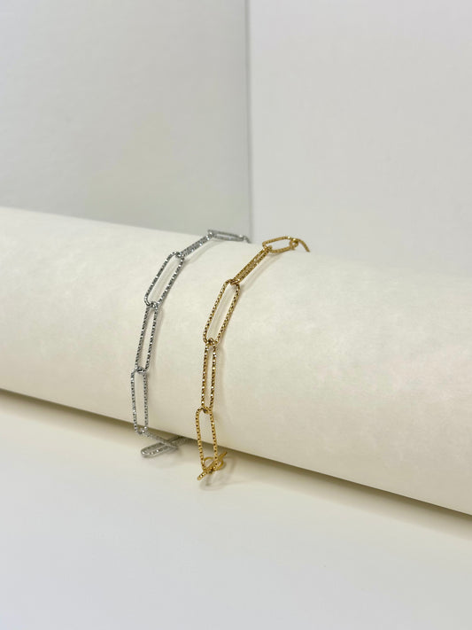 Embossed Paperclip Chain Bracelet